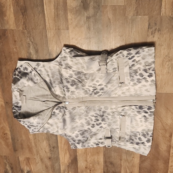 Zenergy by Chico's Vest - Picture 3 of 9